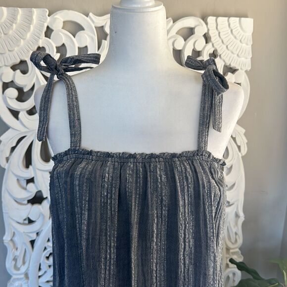 Summer Sleeveless Dress - Picture 2 of 10